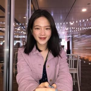 Meet your Posher, Stella